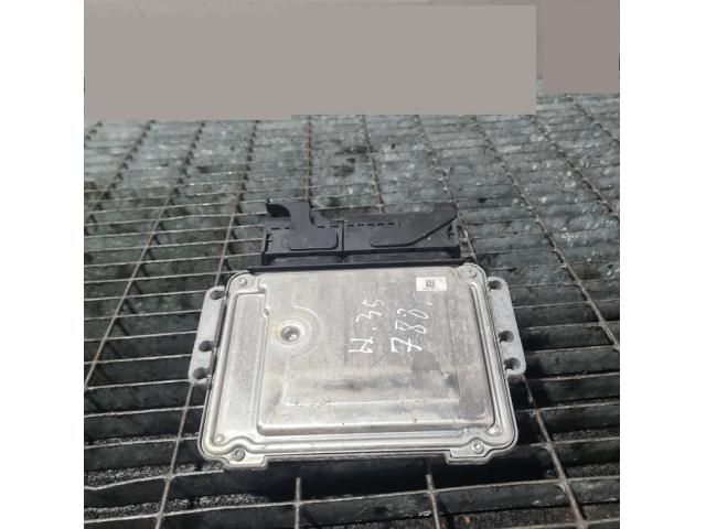 bontott HYUNDAI ix35 Motorvezérlő