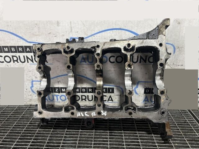 bontott HYUNDAI ix35 Olajteknő