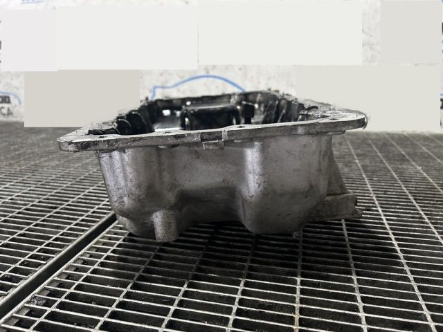 bontott HYUNDAI ix35 Olajteknő