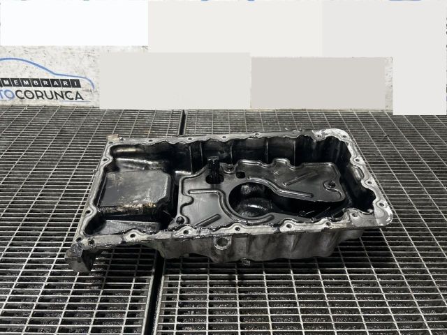 bontott HYUNDAI ix35 Olajteknő