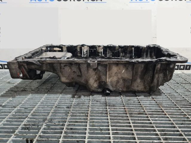 bontott HYUNDAI ix35 Olajteknő