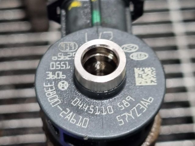 bontott HYUNDAI ix35 Porlasztó (1 db)