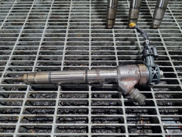 bontott HYUNDAI ix35 Porlasztó (1 db)