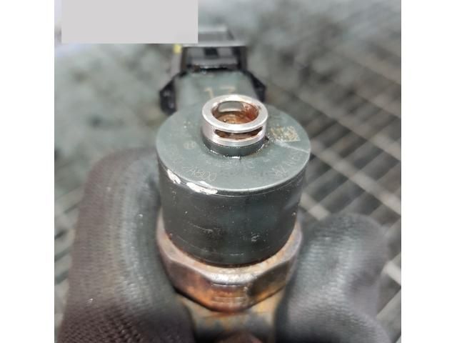 bontott HYUNDAI ix35 Porlasztó (1 db)