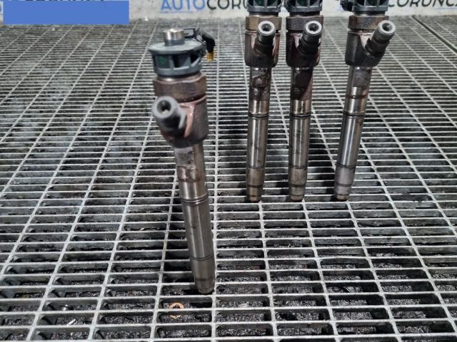 bontott HYUNDAI ix35 Porlasztó (1 db)