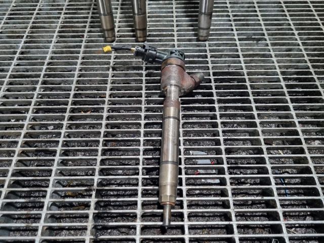 bontott HYUNDAI ix35 Porlasztó (1 db)