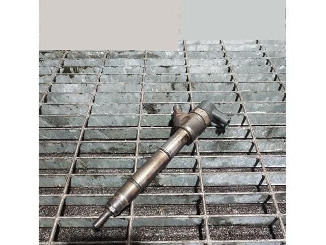 bontott HYUNDAI ix35 Porlasztó (1 db)