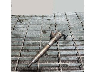 bontott HYUNDAI ix35 Porlasztó (1 db)