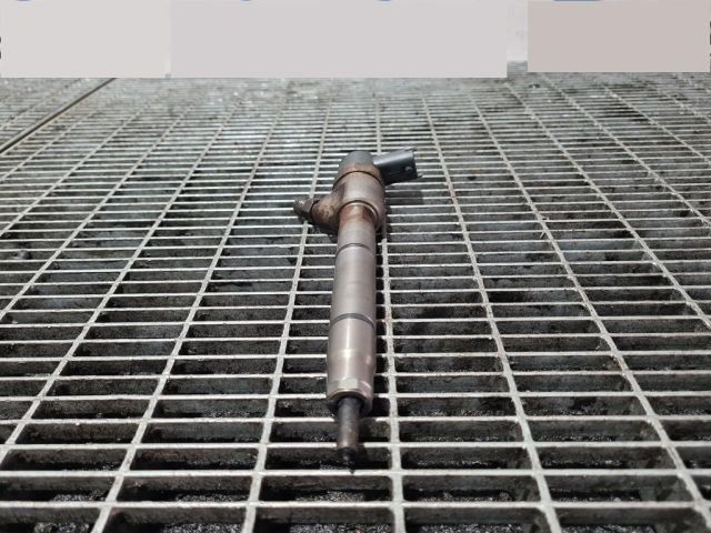 bontott HYUNDAI ix35 Porlasztó (1 db)