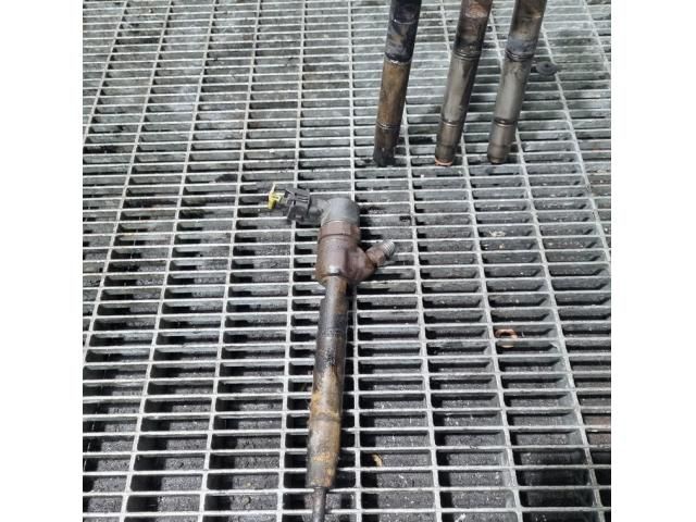 bontott HYUNDAI ix35 Porlasztó (1 db)