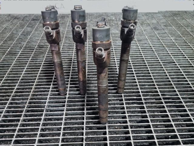 bontott HYUNDAI ix35 Porlasztó (1 db)