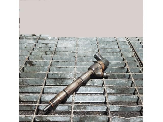 bontott HYUNDAI ix35 Porlasztó (1 db)