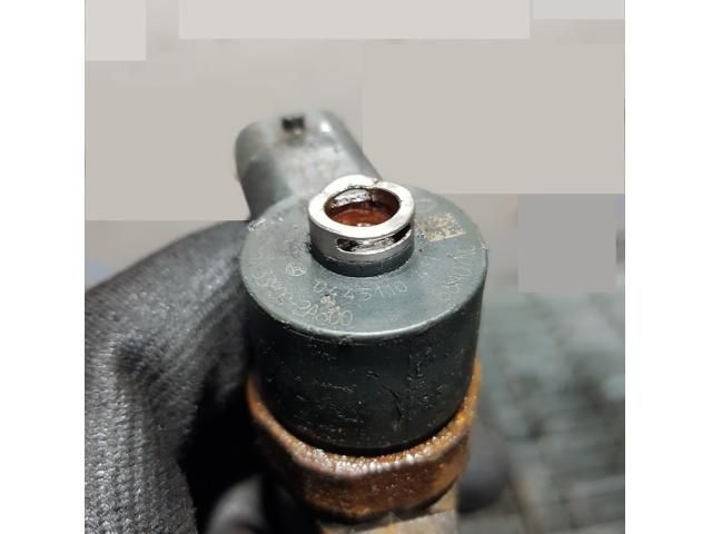 bontott HYUNDAI ix35 Porlasztó (1 db)