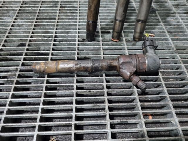 bontott HYUNDAI ix35 Porlasztó (1 db)