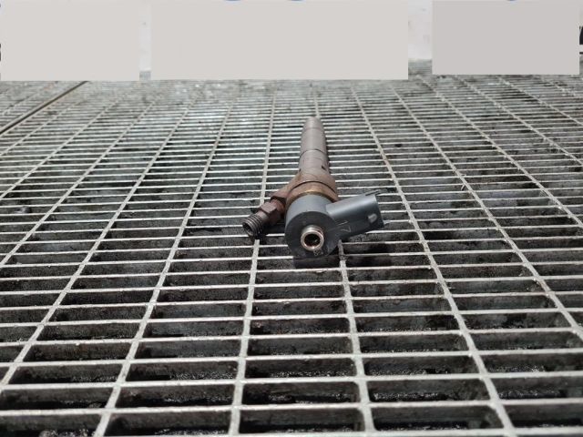 bontott HYUNDAI ix35 Porlasztó (1 db)