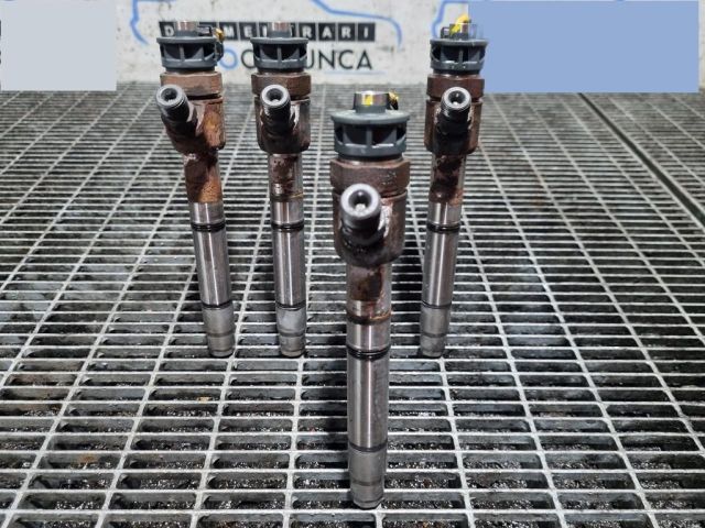 bontott HYUNDAI ix35 Porlasztó (1 db)