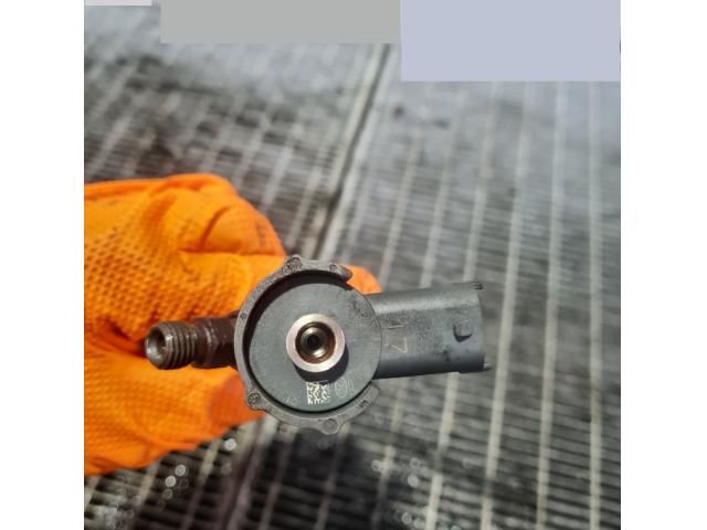 bontott HYUNDAI ix35 Porlasztó (1 db)