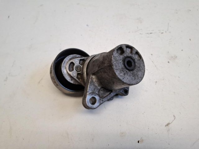 bontott HYUNDAI ix35 Szíjfeszítő Görgő