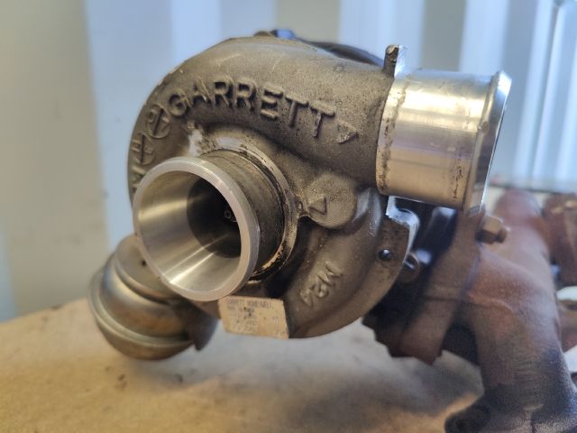 bontott HYUNDAI ix35 Turbó