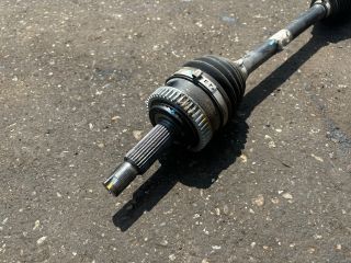 bontott HYUNDAI ix35 Bal Féltengely