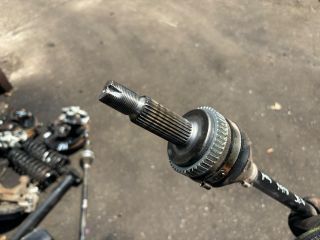 bontott HYUNDAI ix35 Bal hátsó Féltengely