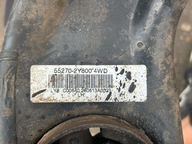 bontott HYUNDAI ix35 Bal hátsó Kerékagy