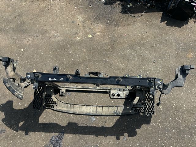 bontott HYUNDAI ix35 Homlokfal (Üres lemez)