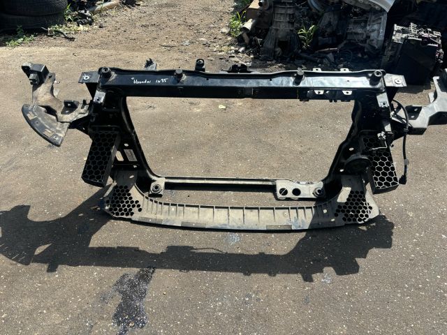 bontott HYUNDAI ix35 Homlokfal (Üres lemez)