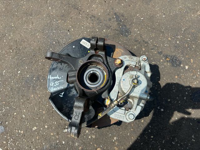 bontott HYUNDAI ix35 Jobb első Kerékagy