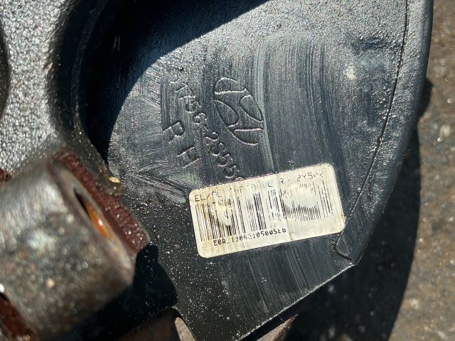 bontott HYUNDAI ix35 Jobb első Kerékagy