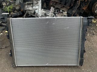 bontott HYUNDAI ix35 Vízhűtő Radiátor (Klímás)