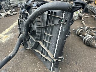 bontott HYUNDAI ix35 Vízhűtő Radiátor (Klímás)