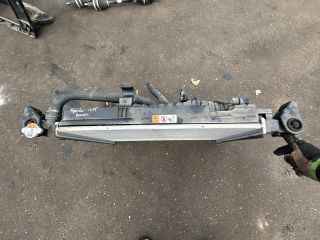 bontott HYUNDAI ix35 Vízhűtő Radiátor (Klímás)