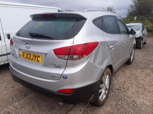 bontott HYUNDAI ix35 Bal első Lengéscsillapító