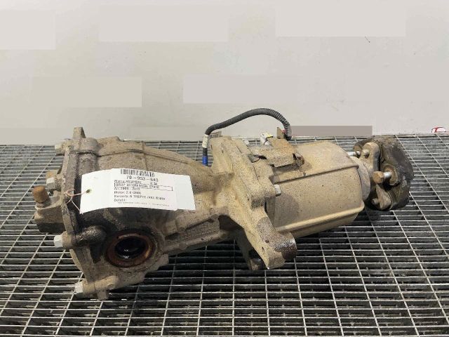 bontott HYUNDAI ix35 Differenciálmű Tartó Bak