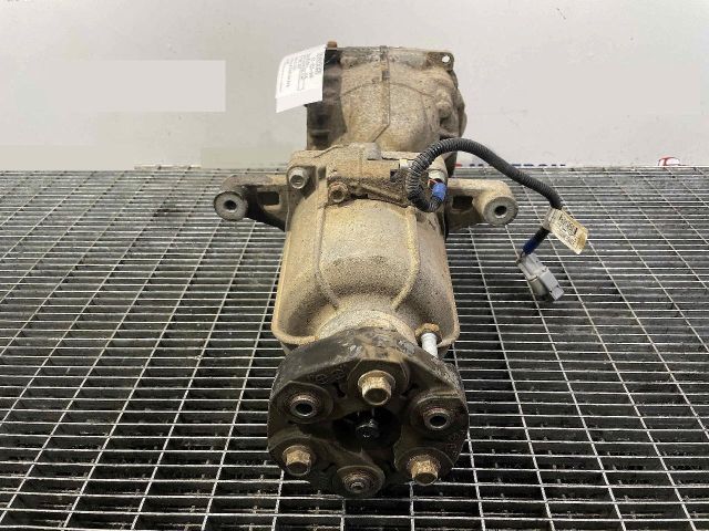 bontott HYUNDAI ix35 Differenciálmű Tartó Bak