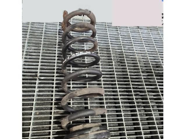 bontott HYUNDAI ix35 Hátsó Rugó