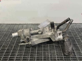 bontott HYUNDAI ix35 Hengerfej Vízkivezető