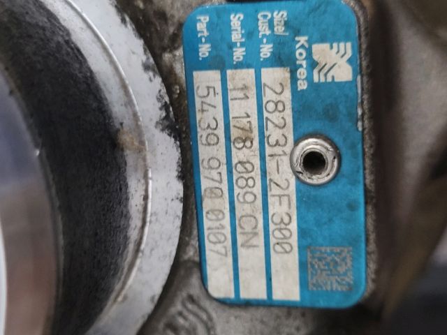 bontott HYUNDAI ix35 Komplett Motor (Segédberendezésekkel)