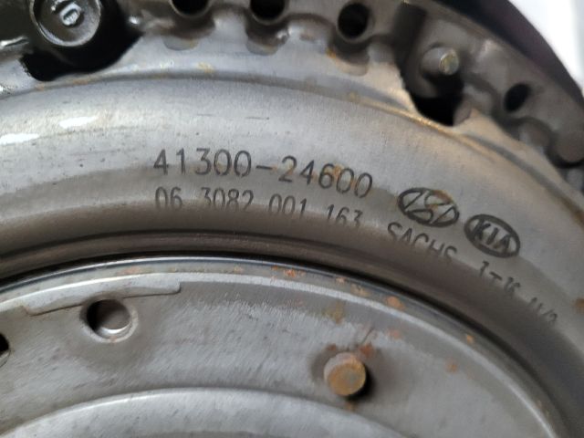 bontott HYUNDAI ix35 Komplett Motor (Segédberendezésekkel)