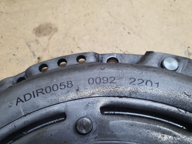 bontott HYUNDAI ix35 Kuplung Szett Lendkerékkel