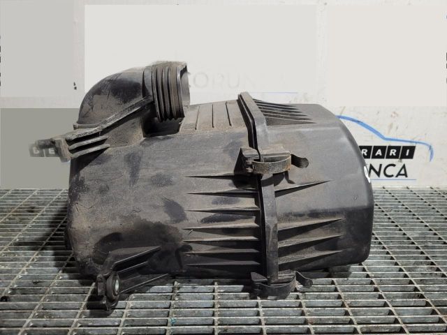 bontott HYUNDAI ix35 Légszűrő Ház