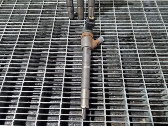 bontott HYUNDAI ix35 Porlasztó (1 db)