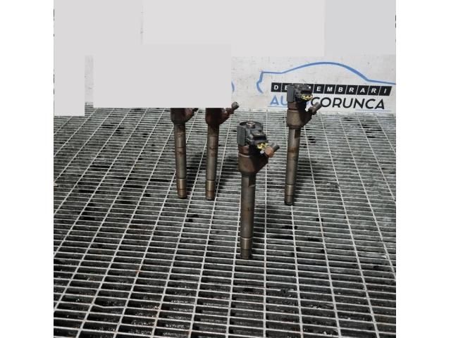 bontott HYUNDAI ix35 Porlasztó (1 db)