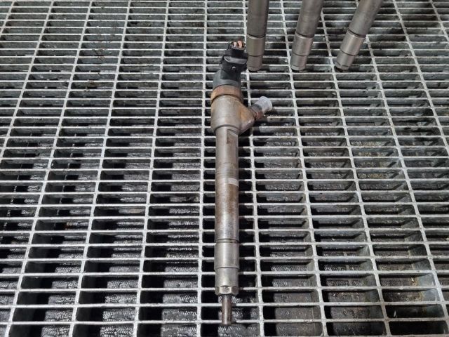 bontott HYUNDAI ix35 Porlasztó (1 db)