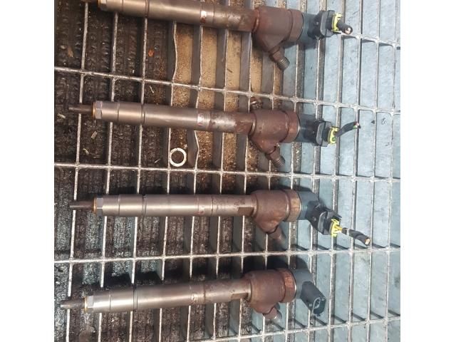 bontott HYUNDAI ix35 Porlasztó (1 db)