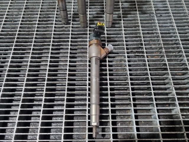 bontott HYUNDAI ix35 Porlasztó (1 db)