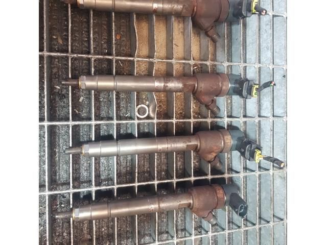 bontott HYUNDAI ix35 Porlasztó (1 db)