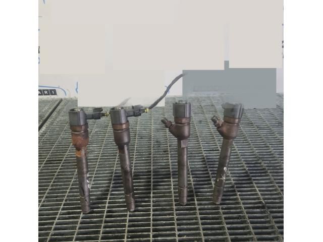 bontott HYUNDAI ix35 Porlasztó (1 db)