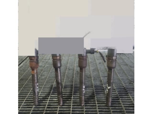 bontott HYUNDAI ix35 Porlasztó (1 db)